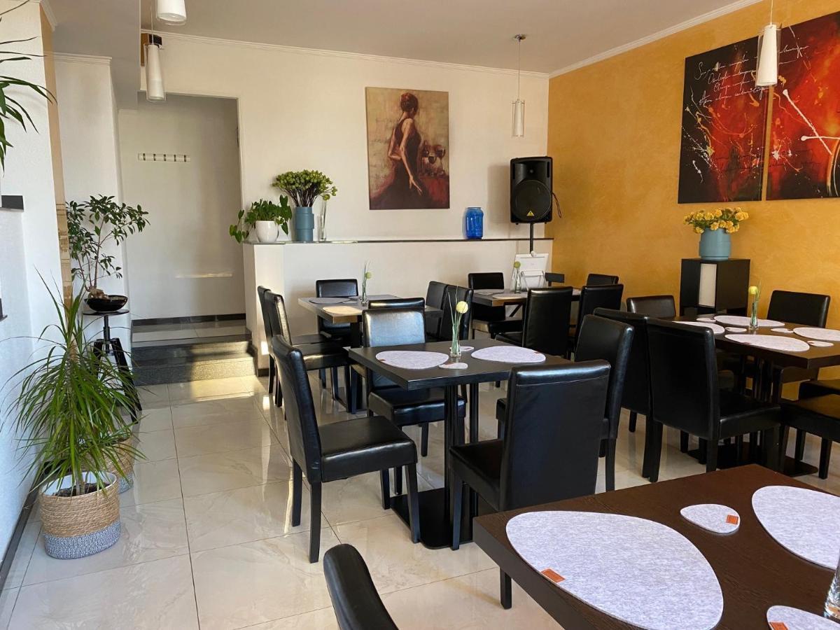 Am Hafen Bed & Breakfast Mannheim